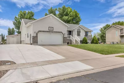 3609 W Jupiter Hills Dr, Syracuse, UT 84075 - Photo 1