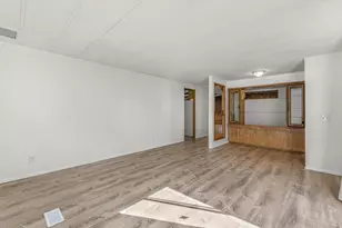132 W Alta View Way, Sandy, UT 84070 - Photo 3