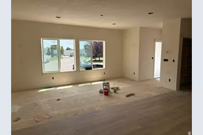 4272 W 4850 S, Roy, UT 84067 - Photo 3