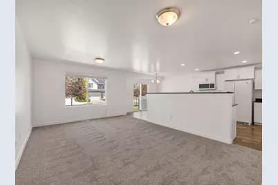 98 E Harmony Ct, Saratoga Springs, UT 84045 - Photo 5