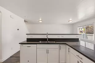 98 E Harmony Ct, Saratoga Springs, UT 84045 - Photo 15