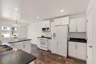 98 E Harmony Ct, Saratoga Springs, UT 84045 - Photo 9