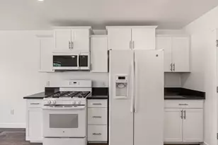 98 E Harmony Ct, Saratoga Springs, UT 84045 - Photo 13