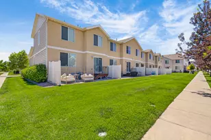 98 E Harmony Ct, Saratoga Springs, UT 84045 - Photo 37