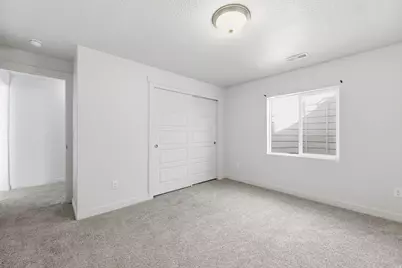 6085 N Sheps Ridge Rd, Eagle Mountain, UT 84005 - Photo 37