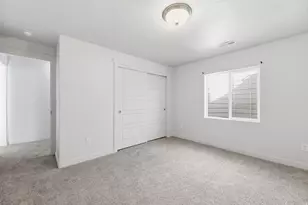 6085 N Sheps Ridge Rd, Eagle Mountain, UT 84005 - Photo 37