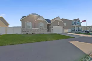 6085 N Sheps Ridge Rd, Eagle Mountain, UT 84005 - Photo 55