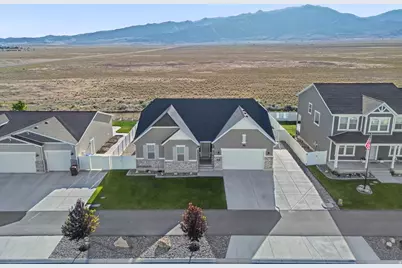 6085 N Sheps Ridge Rd, Eagle Mountain, UT 84005 - Photo 57