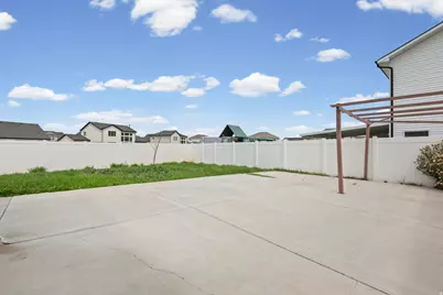 3147 N 3450 W, Plain City, UT 84404 - Photo 15