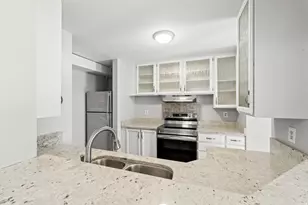 550 S 400 E, Salt Lake City, UT 84111 - Photo 7