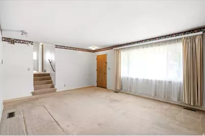 1095 41st St, Ogden, UT 84403 - Photo 3