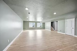 4554 N Mt Ellen St, Eagle Mountain, UT 84005 - Photo 27