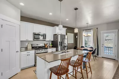 16374 S Piston Ln #204, Bluffdale, UT 84065 - Photo 9