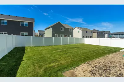 4569 E Fall Harvest Rd, Eagle Mountain, UT 84005 - Photo 33