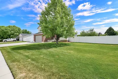 2334 N 2350 W, Clinton, UT 84015 - Photo 3