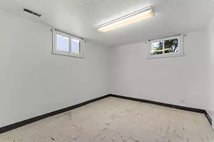 397 S 425 W, Bountiful, UT 84010 - Photo 23
