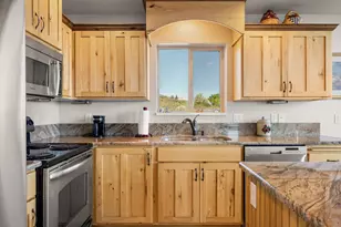 2330 S Valleyview Dr, Garden City, UT 84028 - Photo 27