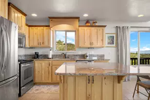 2330 S Valleyview Dr, Garden City, UT 84028 - Photo 25