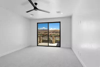 1043 N Falcon Vw, Hurricane, UT 84737 - Photo 9