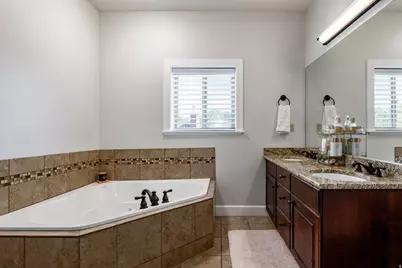 2011 S 2100 E #200, Salt Lake City, UT 84108 - Photo 27