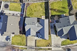 8494 N Turnberry Rd E, Eagle Mountain, UT 84005 - Photo 31