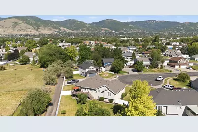 593 N 870 W, West Bountiful, UT 84087 - Photo 59