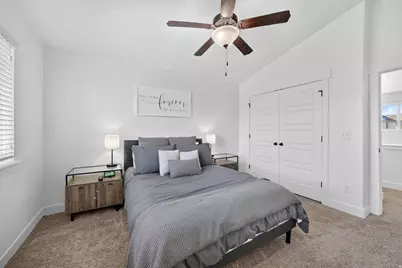 7502 N Cottage Ln E, Eagle Mountain, UT 84005 - Photo 23