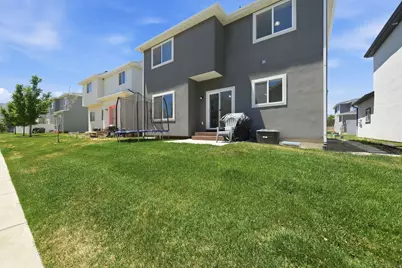 7502 N Cottage Ln E, Eagle Mountain, UT 84005 - Photo 35