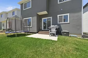 7502 N Cottage Ln E, Eagle Mountain, UT 84005 - Photo 35