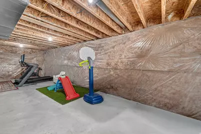 7502 N Cottage Ln E, Eagle Mountain, UT 84005 - Photo 29
