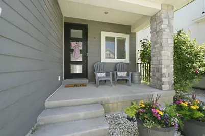 7502 N Cottage Ln E, Eagle Mountain, UT 84005 - Photo 3