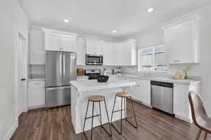 7502 N Cottage Ln E, Eagle Mountain, UT 84005 - Photo 3