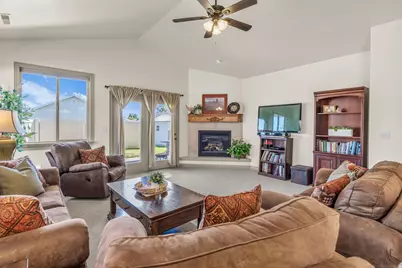 1941 W Trailside, Syracuse, UT 84075 - Photo 15