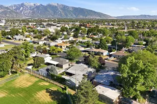 42 W Creek Dr S, Salt Lake City, UT 84107 - Photo 15