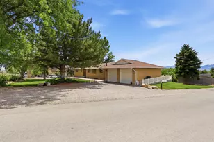 635 W 2400 N, Genola, UT 84655 - Photo 29