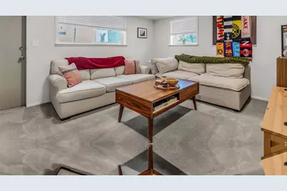 402 E 10185 S, Sandy, UT 84070 - Photo 17