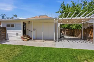 915 S 400 E, Orem, UT 84097 - Photo 33