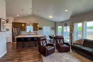 3556 E Royal Dornoch Dr, Eagle Mountain, UT 84005 - Photo 3