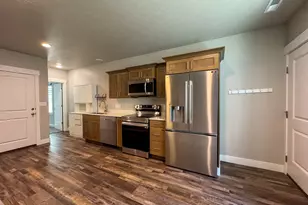 3556 E Royal Dornoch Dr, Eagle Mountain, UT 84005 - Photo 33