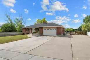 2893 W Myers Ln S, Riverton, UT 84065 - Photo 3