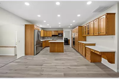 2893 W Myers Ln S, Riverton, UT 84065 - Photo 9