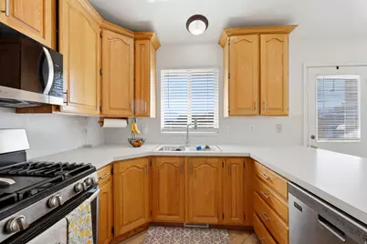 14053 S Lowe Peak Dr, Riverton, UT 84096 - Photo 13