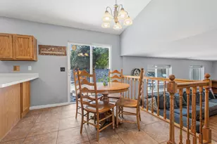 910 W Red Oaks Dr, Murray, UT 84123 - Photo 7