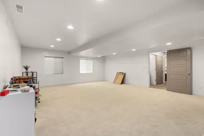 1319 W 650 S, Syracuse, UT 84075 - Photo 35