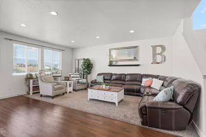 1319 W 650 S, Syracuse, UT 84075 - Photo 9