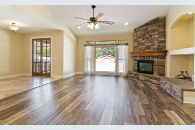 242 N 200 E, Alpine, UT 84004 - Photo 3