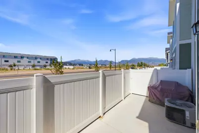1084 E Pilot St, Saratoga Springs, UT 84045 - Photo 27
