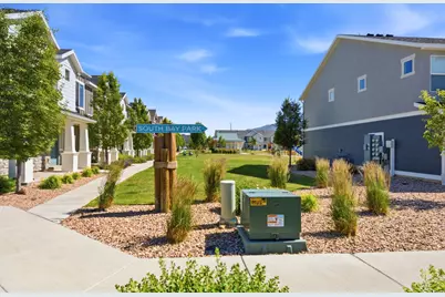 1084 E Pilot St, Saratoga Springs, UT 84045 - Photo 29