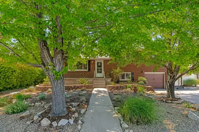 601 W La Salle Dr S, Murray, UT 84123 - Photo 3