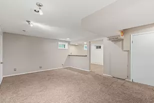 601 W La Salle Dr S, Murray, UT 84123 - Photo 41